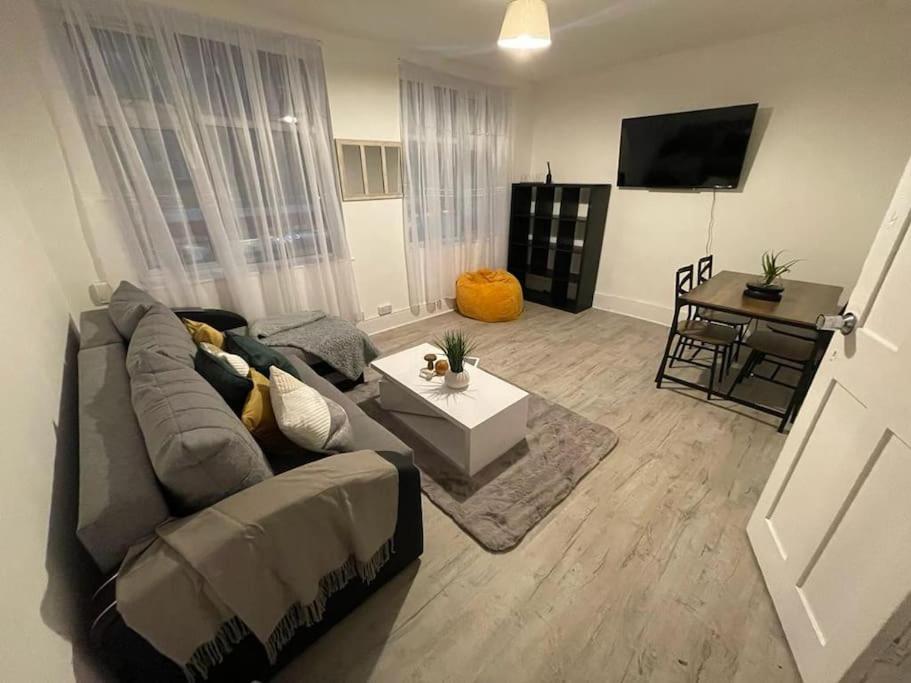 Beautiful 2 Bedroom On Tower Bridge Londýn Exteriér fotografie